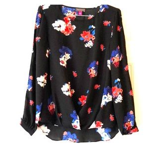 Vince Camuto XS blouse